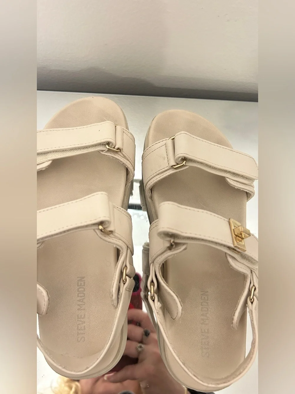 Steve Madden Girls Sandals Size 2 Beige Velcro Comfort Sport Casual